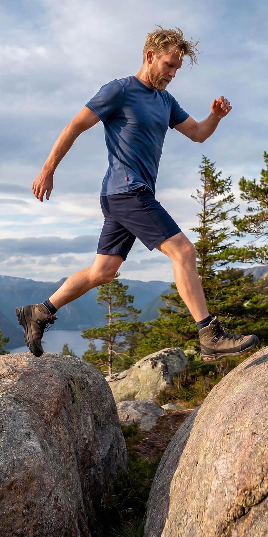 JANUS-SUMMER-HOMEPAGE-MOBILE-BANNER-MAN_1.jpg